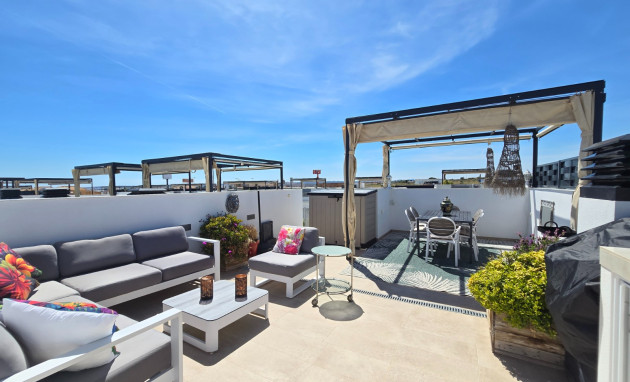 Herverkoop - Townhouse * - Ciudad Quesada * - Doña Pepa *