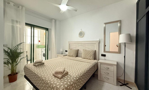 Herverkoop - Apartment - Torrevieja - Estacion de autobuses