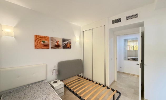Herverkoop - Apartment - Torrevieja - Punta prima