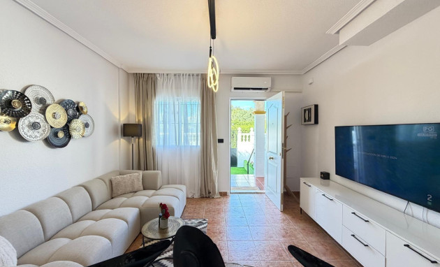 Herverkoop - Terraced house - Orihuela Costa - Rocio del Mar