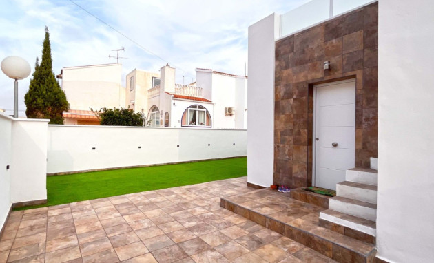 Resale - Bungalow - Groundfloor - Orihuela Costa - Playa Flamenca