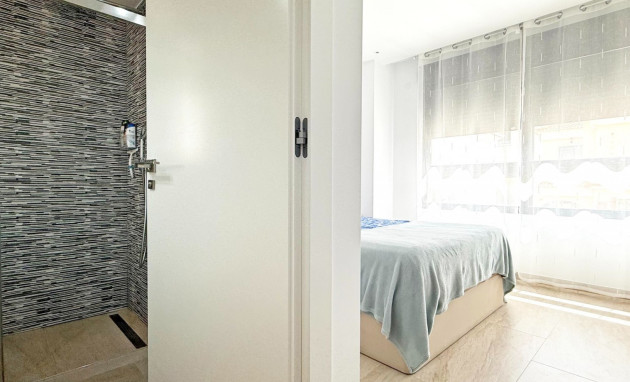 Herverkoop - Detached Villa - Orihuela Costa - Villamartin