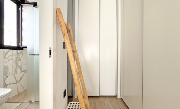 Herverkoop - Detached Villa - Orihuela Costa - Villamartin