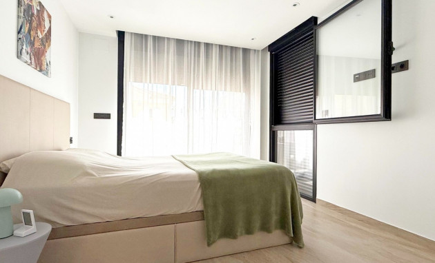 Herverkoop - Detached Villa - Orihuela Costa - Villamartin