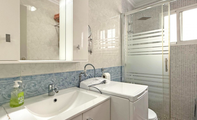 Resale - Apartment - Torrevieja - Torrevieja - Centre