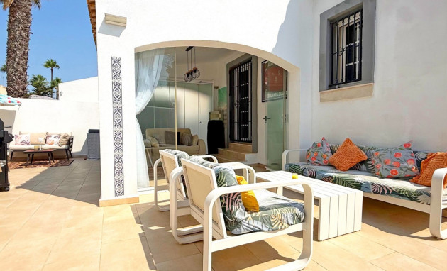 Herverkoop - Detached Villa - Orihuela Costa - Villamartin