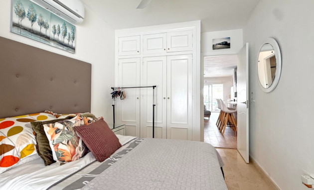 Herverkoop - Detached Villa - Orihuela Costa - Villamartin