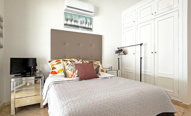 Herverkoop - Detached Villa - Orihuela Costa - Villamartin