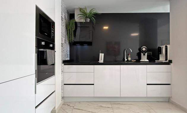 Herverkoop - Apartment - Orihuela Costa - Los Altos