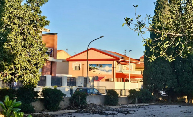 Herverkoop - Semi detached Villa - Santiago de La Ribera - Santiago de La Ribera - Town