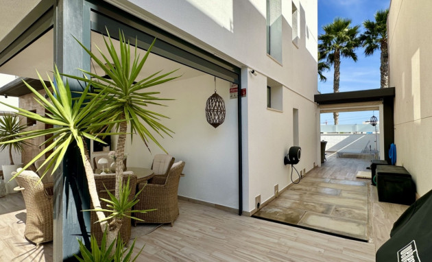 Resale - Detached Villa - Orihuela Costa - Lomas de Cabo Roig
