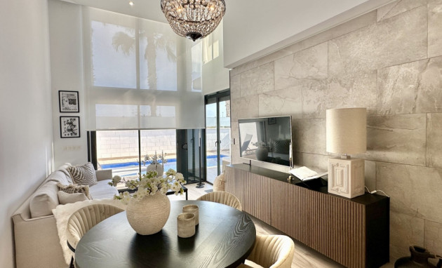 Resale - Detached Villa - Orihuela Costa - Lomas de Cabo Roig