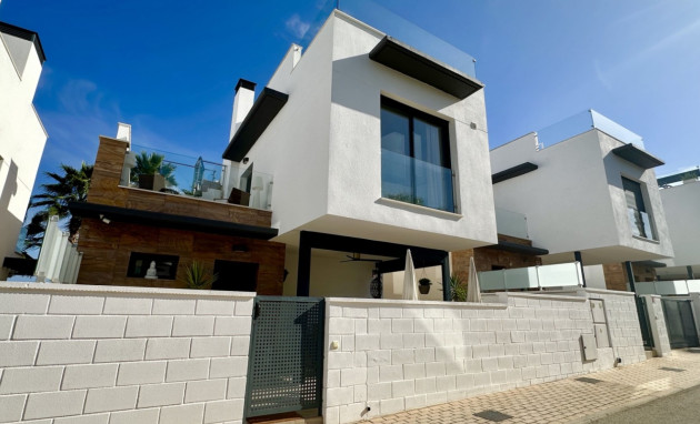 Resale - Detached Villa - Orihuela Costa - Lomas de Cabo Roig