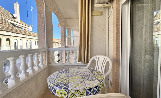 Herverkoop - Apartment - Torrevieja - Playa Los Naufragos