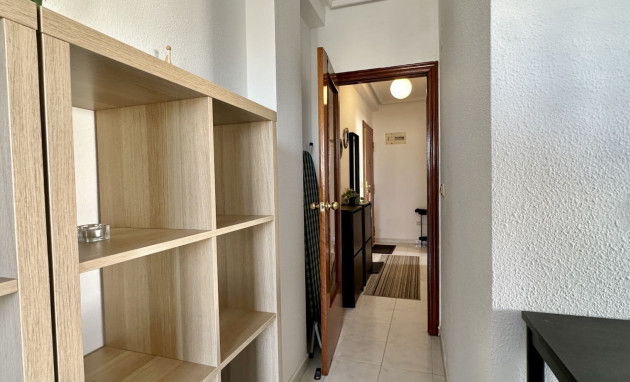 Resale - Apartment - Torrevieja - Torrevieja - Centre