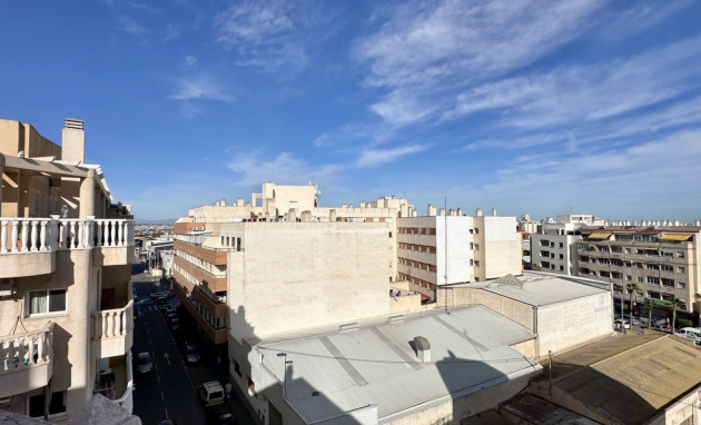 Resale - Apartment - Torrevieja - Torrevieja - Centre