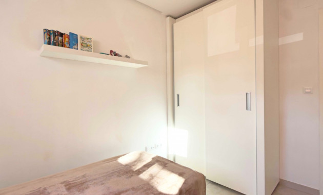 Herverkoop - Apartment - Orihuela Costa - Los Dolses