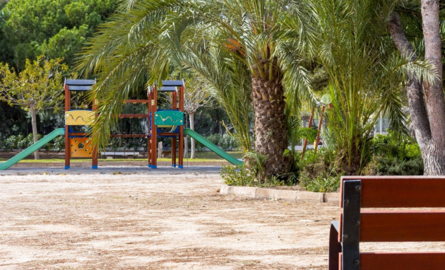 Resale - Townhouse - Orihuela Costa - La Zenia