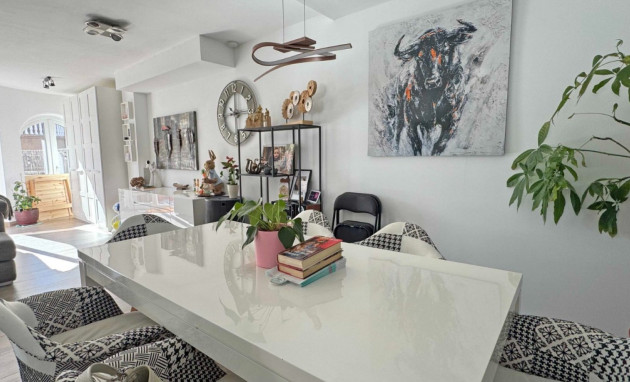 Resale - Quad Villa - Orihuela Costa - Villamartin