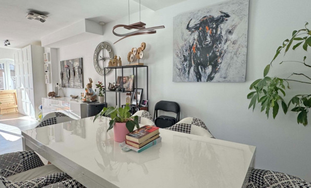 Resale - Quad Villa - Orihuela Costa - Villamartin