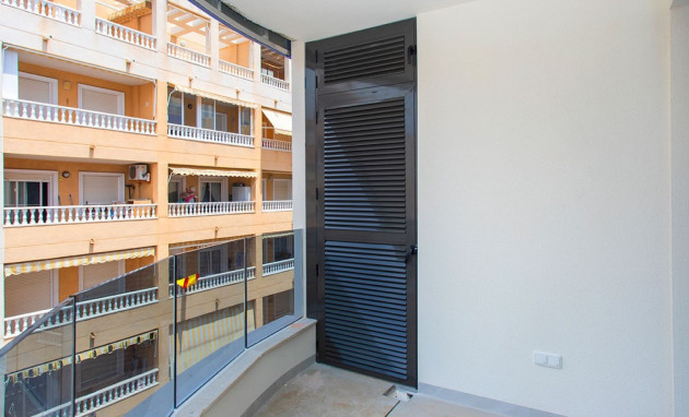 Herverkoop - Apartment - Torrevieja - Playa Del Cura