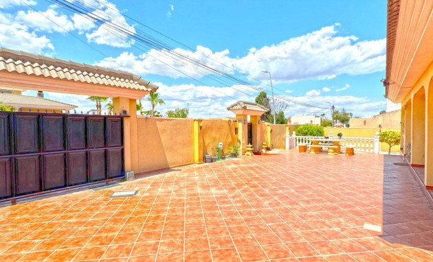 Resale - Detached Villa - Orihuela Costa - Los Balcones