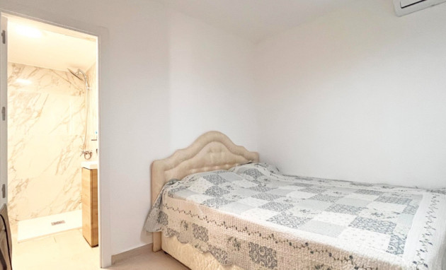 Herverkoop - Bungalow - Gelijkvloers - Orihuela Costa - Playa Flamenca