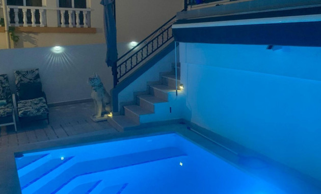 Revente - Detached Villa - Orihuela Costa - Villamartin