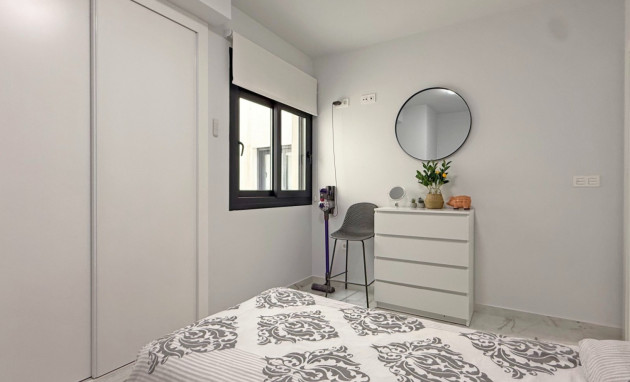 Herverkoop - Apartment - Orihuela Costa - Los Altos