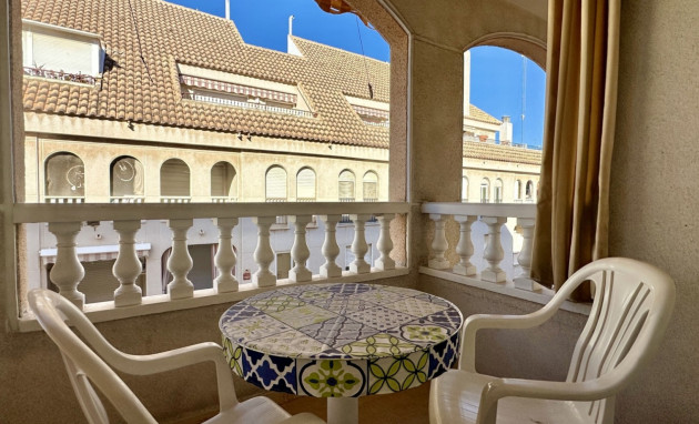 Herverkoop - Apartment - Torrevieja - Playa Los Naufragos