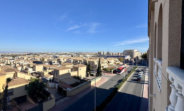 Resale - Apartment - Torrevieja - Torrevieja - Centre