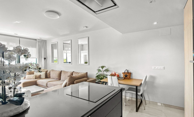 Resale - Apartment - Orihuela Costa - Playa Flamenca