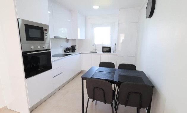 Revente - Bungalow - Rez-de-chaussée - Orihuela Costa - La Zenia