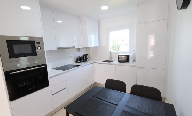 Revente - Bungalow - Rez-de-chaussée - Orihuela Costa - La Zenia