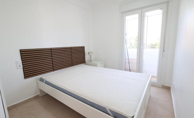 Revente - Bungalow - Rez-de-chaussée - Orihuela Costa - La Zenia