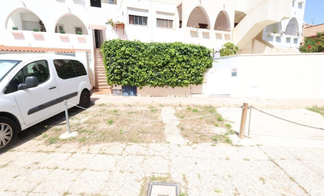 Revente - Bungalow - Rez-de-chaussée - Orihuela Costa - La Zenia