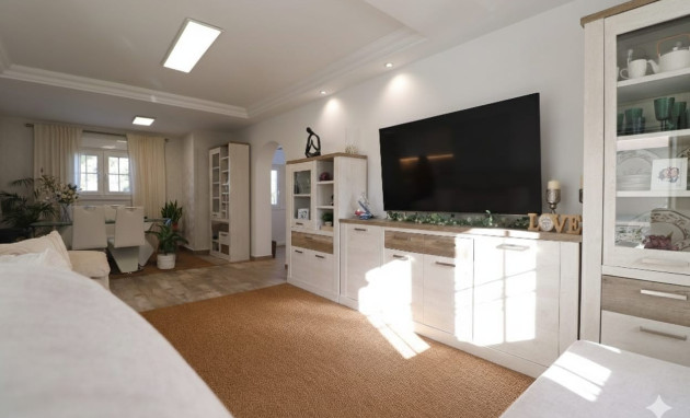 Herverkoop - Detached Villa - Orihuela Costa - Villamartin