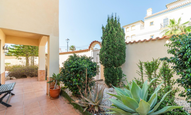Herverkoop - Villa - Torrevieja - La Mata