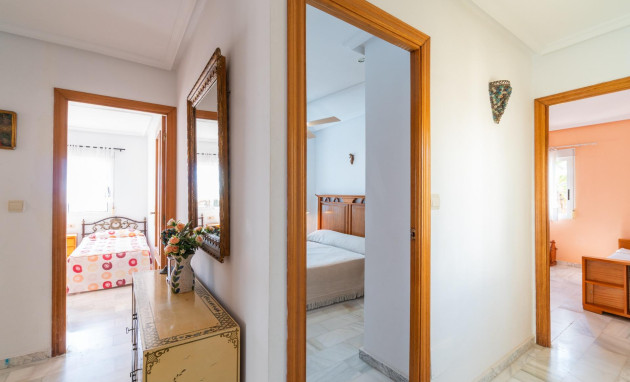Herverkoop - Villa - Torrevieja - La Mata