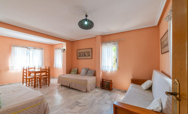 Herverkoop - Villa - Torrevieja - La Mata