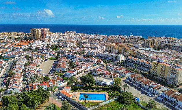 Herverkoop - Terraced house - Torrevieja - Calas blanca