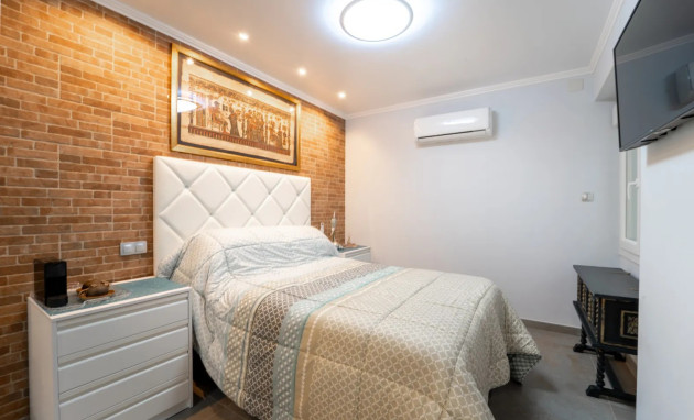 Herverkoop - Apartment - Torrevieja - Playa Del Cura