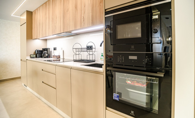 Herverkoop - Apartment - Torrevieja - Acequion