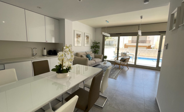 Resale - Detached Villa - Orihuela Costa - Villamartin