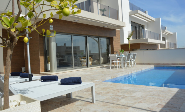 Resale - Detached Villa - Orihuela Costa - Villamartin