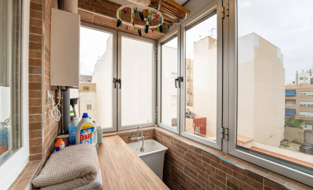 Herverkoop - Apartment - Torrevieja - Playa Del Cura