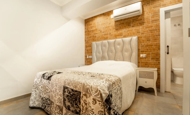 Herverkoop - Apartment - Torrevieja - Playa Del Cura