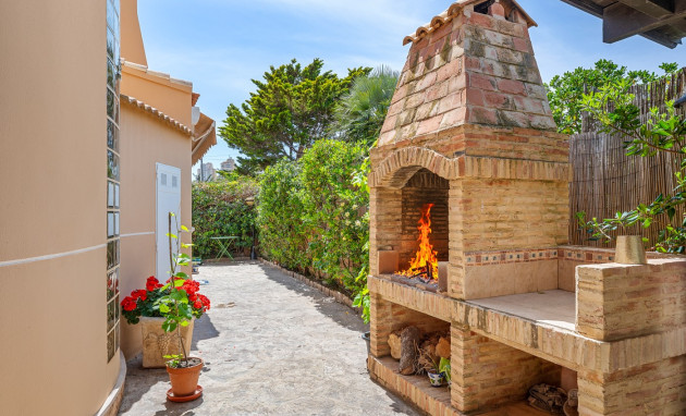 Resale - Detached Villa - Torrevieja - Torre La Mata