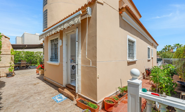 Resale - Detached Villa - Torrevieja - Torre La Mata