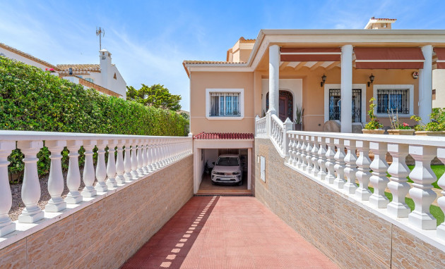 Resale - Detached Villa - Torrevieja - Torre La Mata